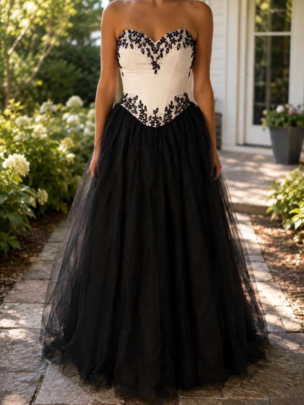 Black and White Tiffany Designs Prom Dress